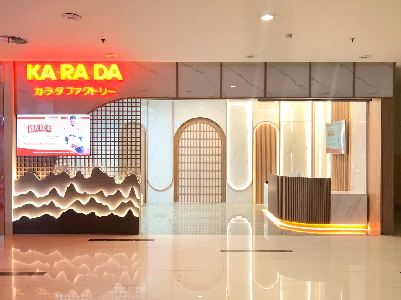Outlet KARADA Emporium Pluit