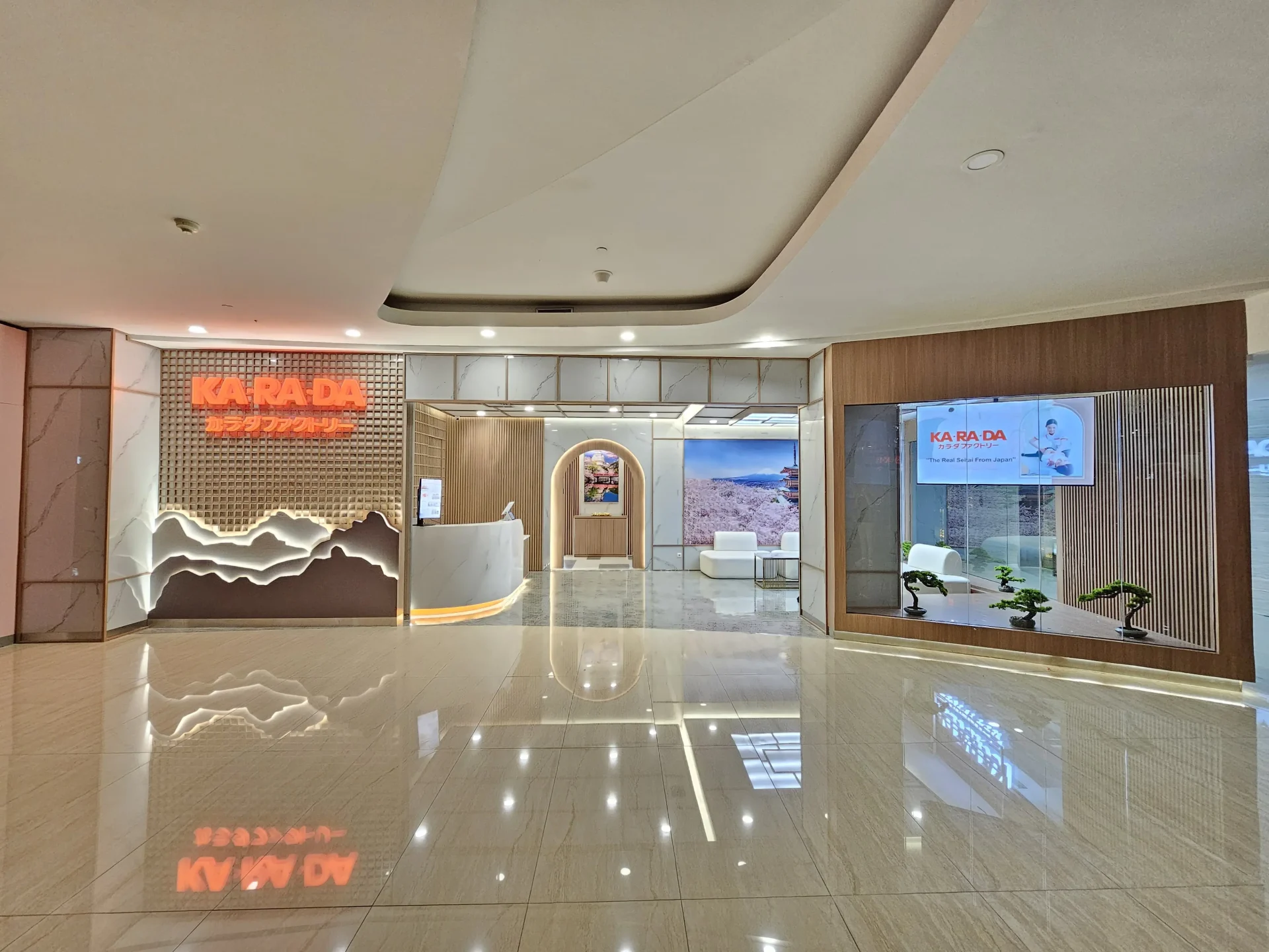 Outlet KARADA fX Sudirman