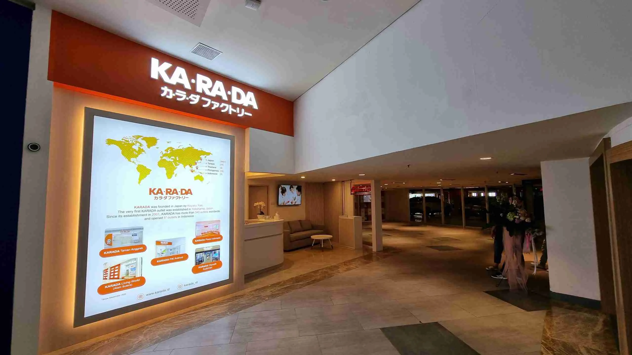 Outlet KARADA PIK Avenue